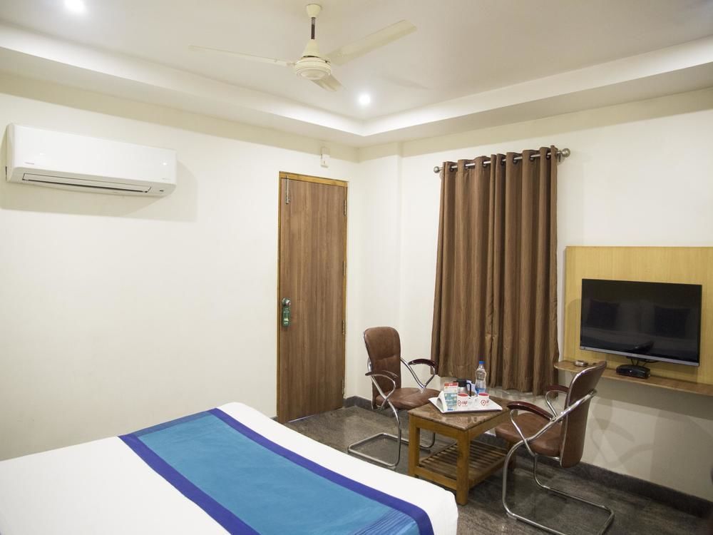 Oyo Rooms Srinivasam Complex Tirupati Luaran gambar
