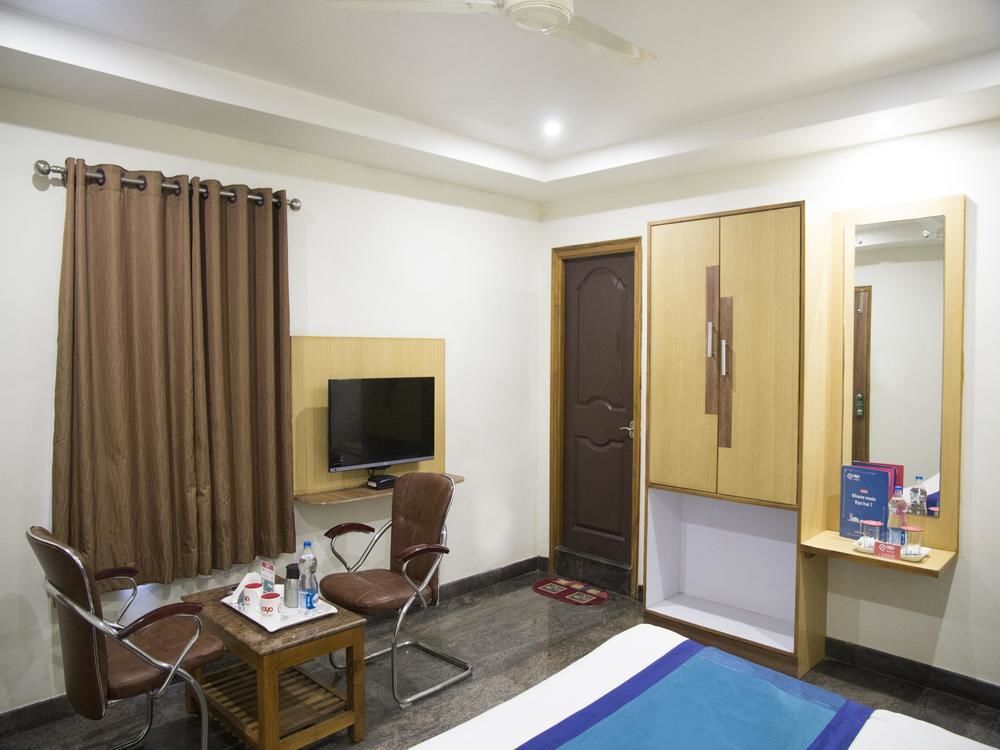 Oyo Rooms Srinivasam Complex Tirupati Luaran gambar