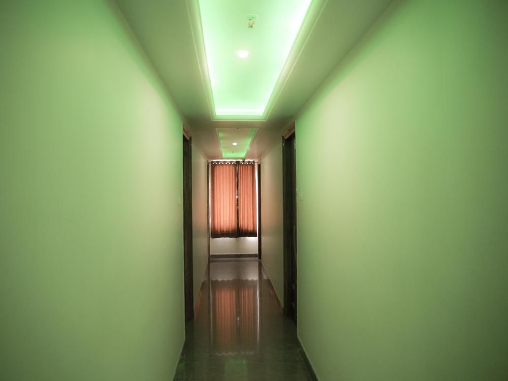 Oyo Rooms Srinivasam Complex Tirupati Luaran gambar